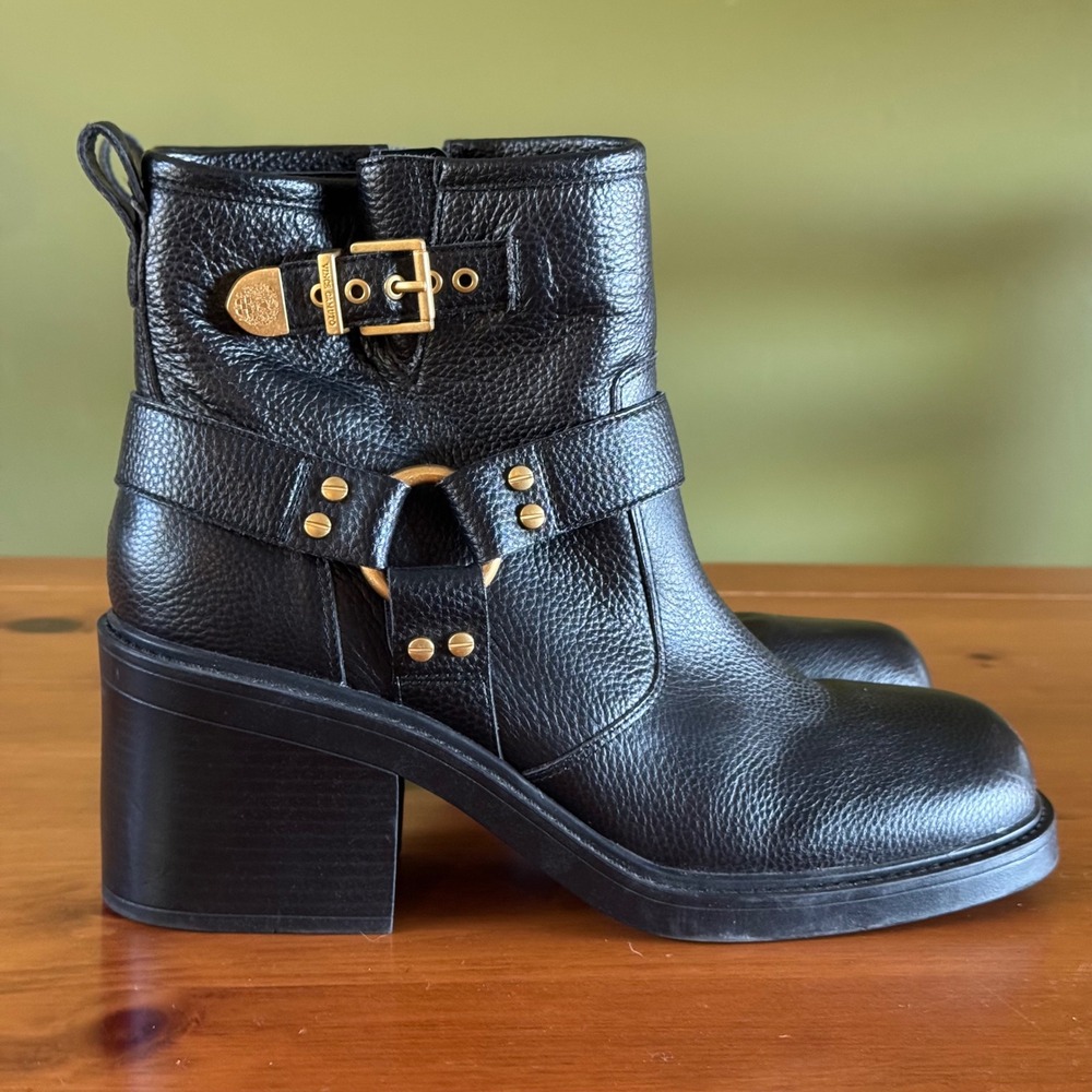 Vince Camuto Black Pebbled Leather Harness Moto Ankle Boots Gold Hardware 11M